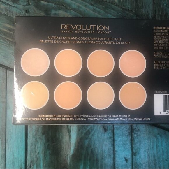 Makeup Revolution- Cover & Conceal Brand New - Picture 4 of 4